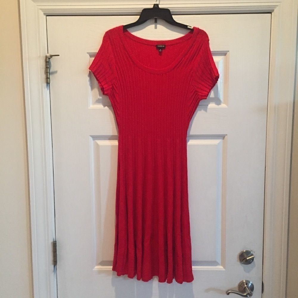 Torrid Red Bodycon Dress   Size 12